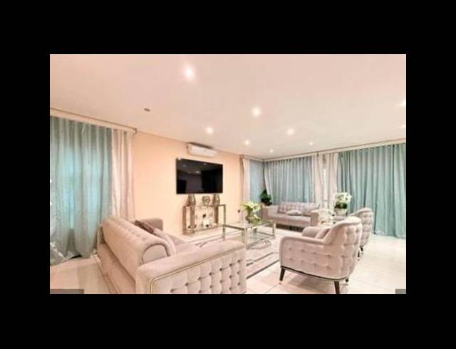 3 BEDROOM HOUSE FOR SALE IN ORMONDE EXT 01